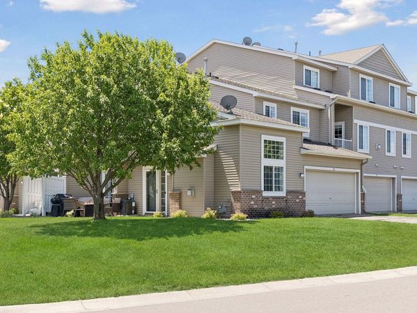 5035 Garland Lane N, Unit 5035E, Plymouth, MN 55446