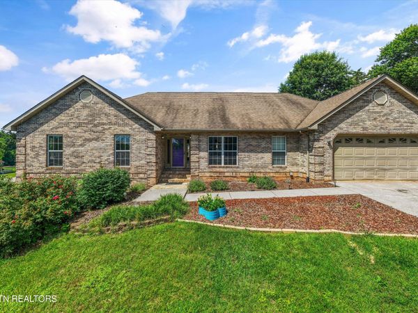 605 Snowshill Way, Maryville, TN 37803