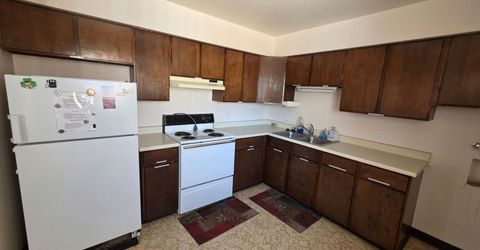 190 S West Street, Fernley, NV 89408 Photo