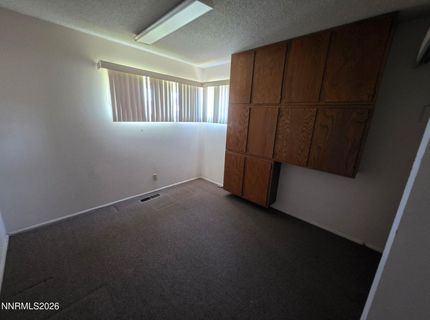 190 S West Street, Fernley, NV 89408 Photo
