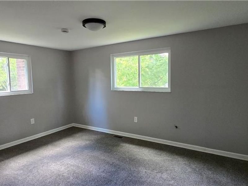 5880 Woodstone Drive, Trotwood, OH 45426 Photo 17