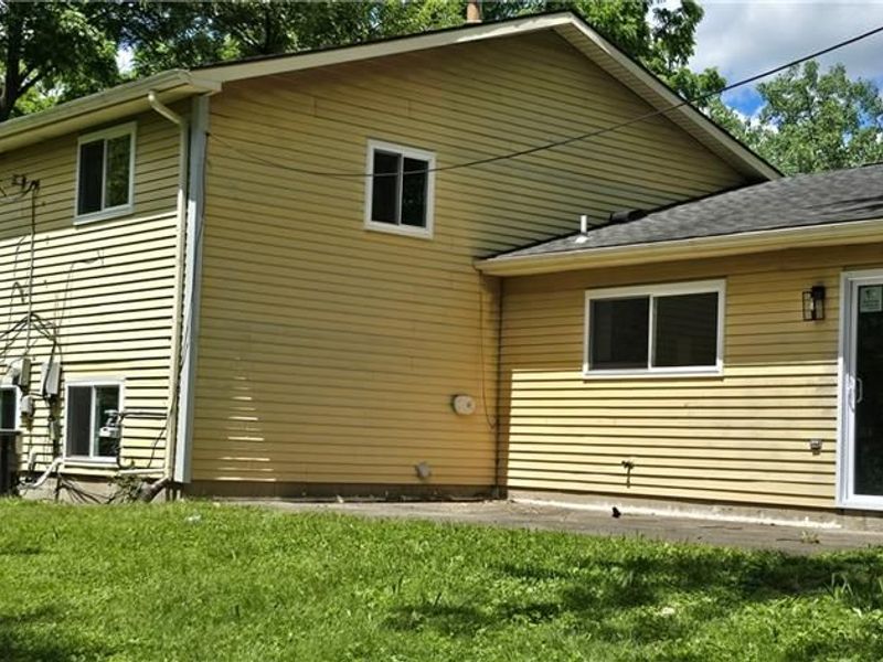 5880 Woodstone Drive, Trotwood, OH 45426 Photo 24