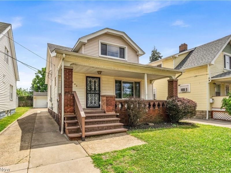 6800 Kazimier Avenue , Cleveland, OH 44105 Photo 2