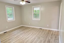 714 Henry Street  photo 4