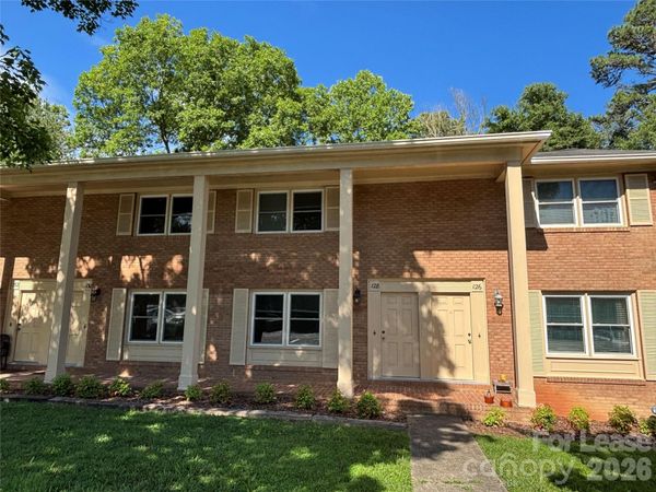 128 Hillcrest Drive , Lincolnton, NC 28092