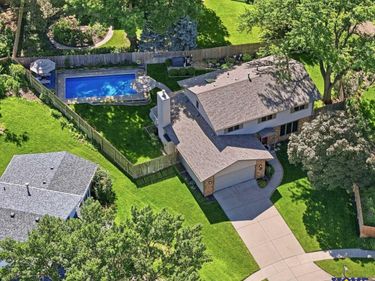 7311 Raven Circle, Lincoln, NE 68506