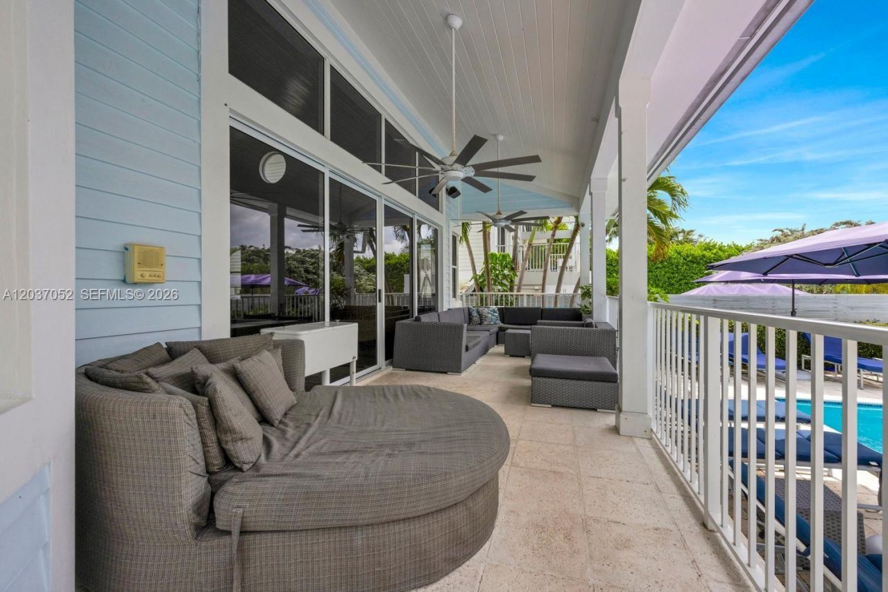 1074 NE Little River Dr , Miami, FL 33138 Photo