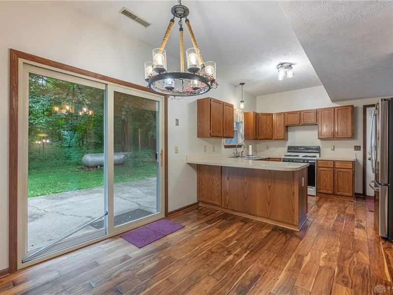 2038 Pratt Road, Blanchester, OH 45107 Photo 10