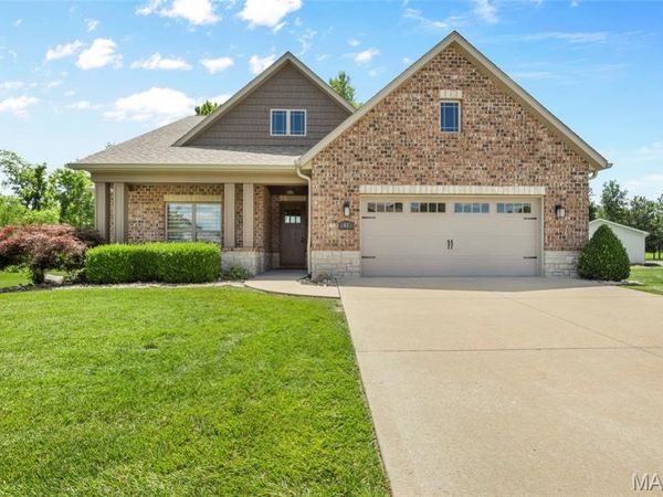 41 Nickel Plate Drive , Edwardsville, IL 62025