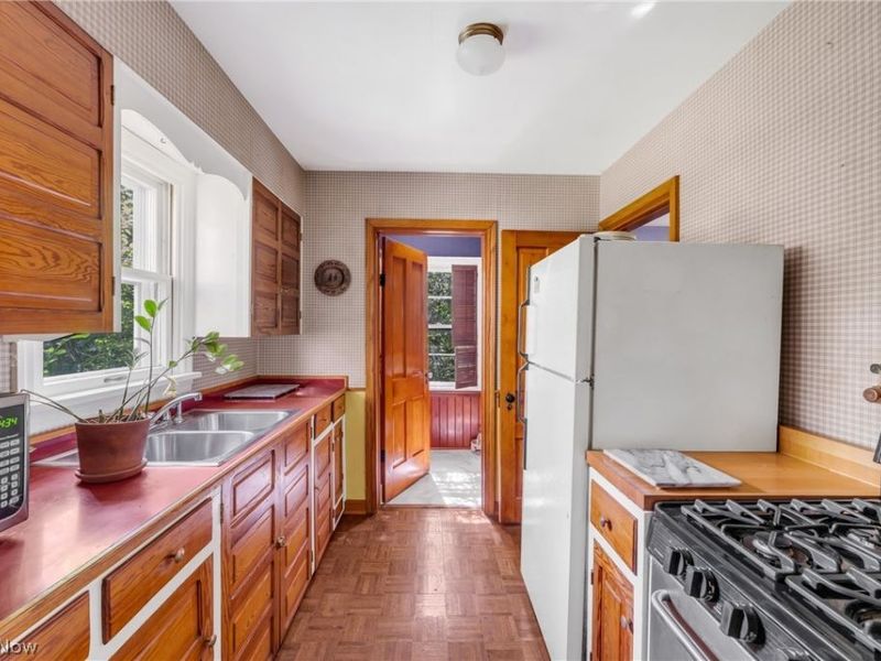 385 E Lorain Street , Oberlin, OH 44074 Photo 9