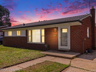 28691 Hales Street, Madison Heights, MI 48071