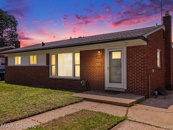 28691 Hales Street, Madison Heights, MI 48071