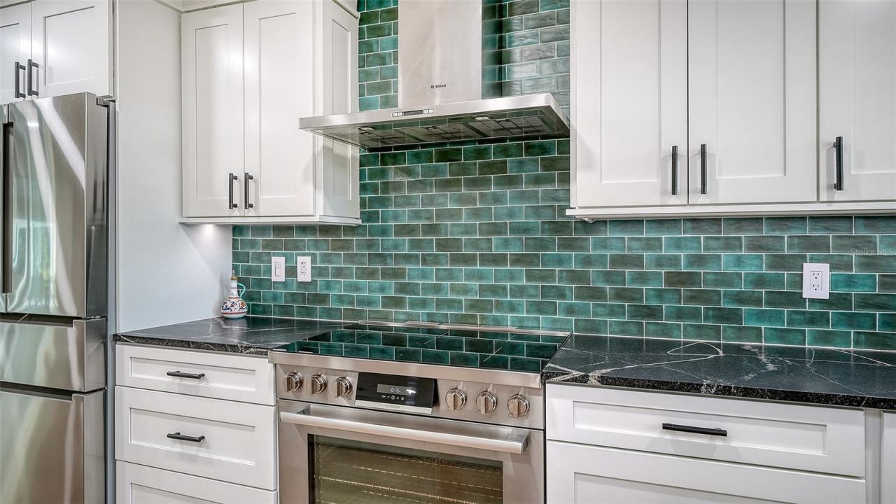 602 Buttonwood Drive, Longboat Key, FL 34228 Photo