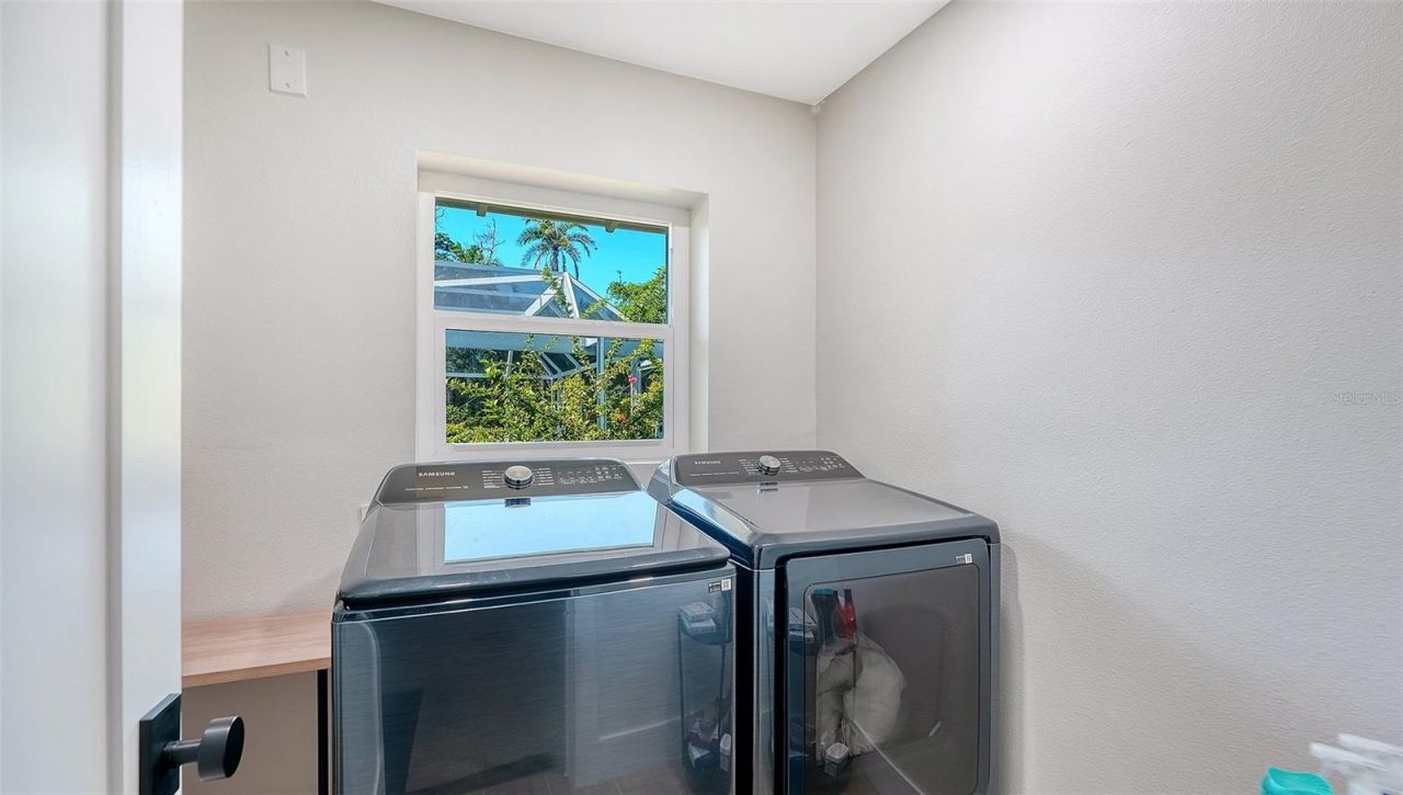 602 Buttonwood Drive, Longboat Key, FL 34228 Photo