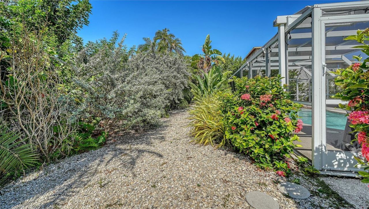 602 Buttonwood Drive, Longboat Key, FL 34228 Photo