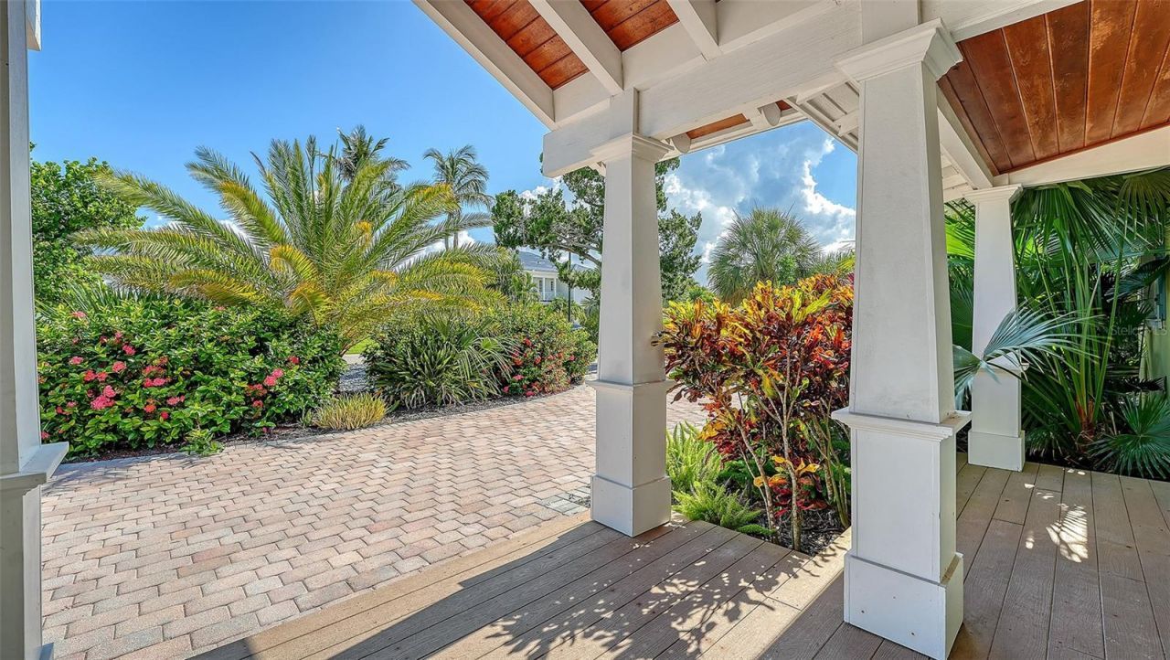 602 Buttonwood Drive, Longboat Key, FL 34228 Photo