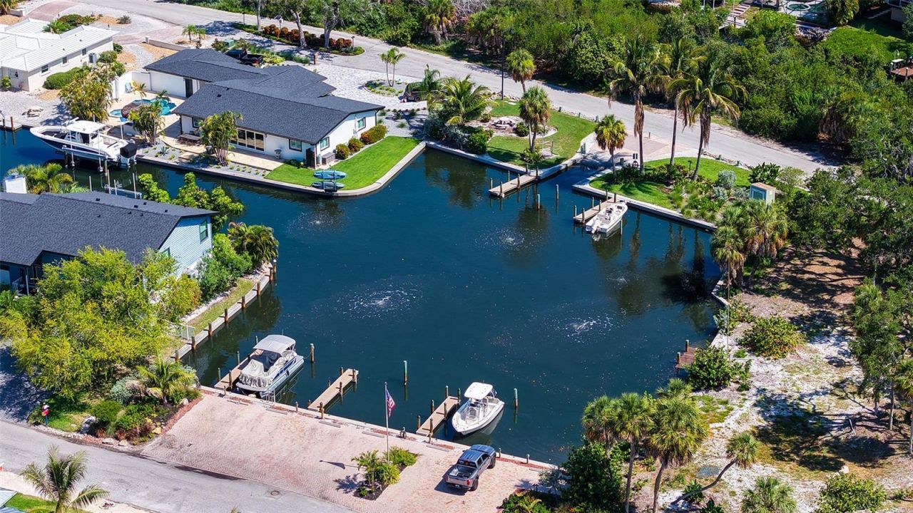 602 Buttonwood Drive, Longboat Key, FL 34228 Photo