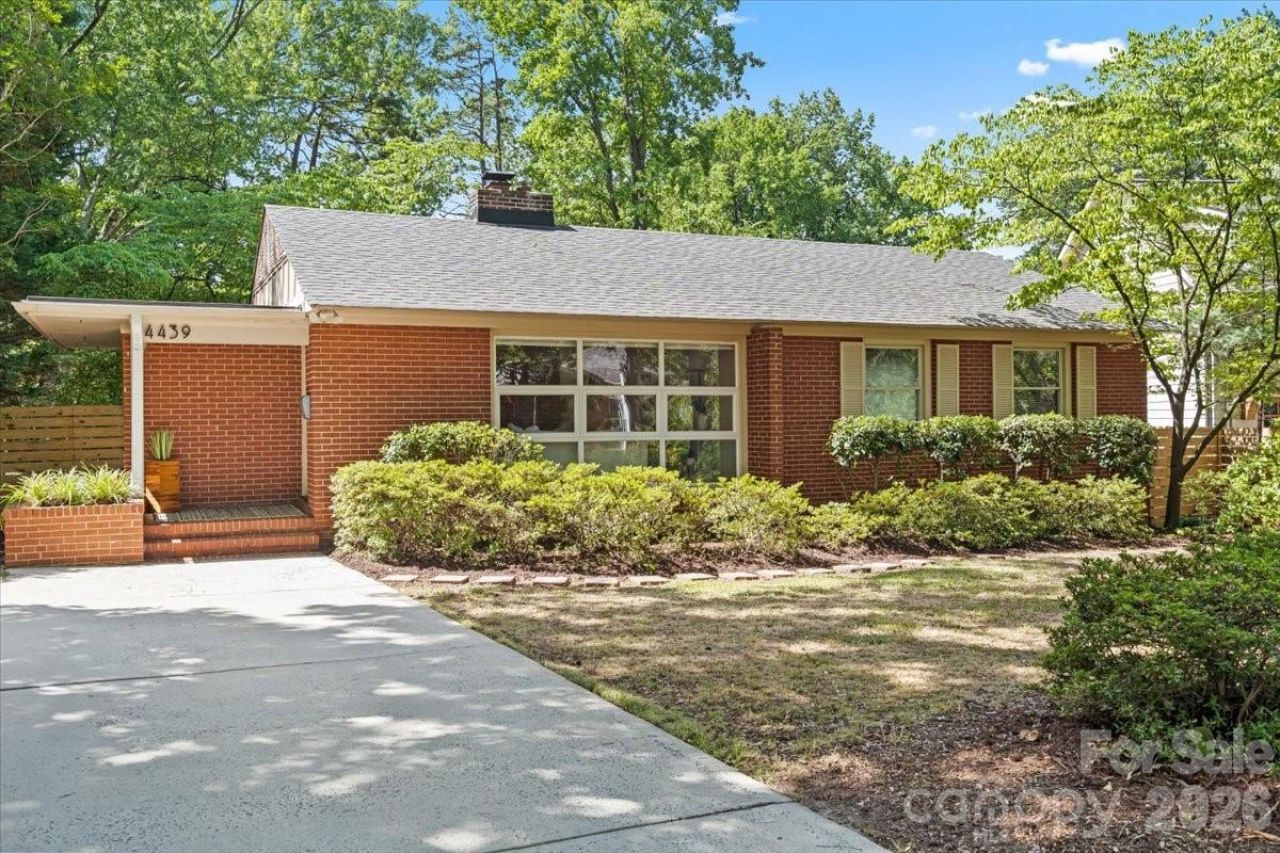 4439 Applegate Road, Charlotte, NC 28209 Main Photo