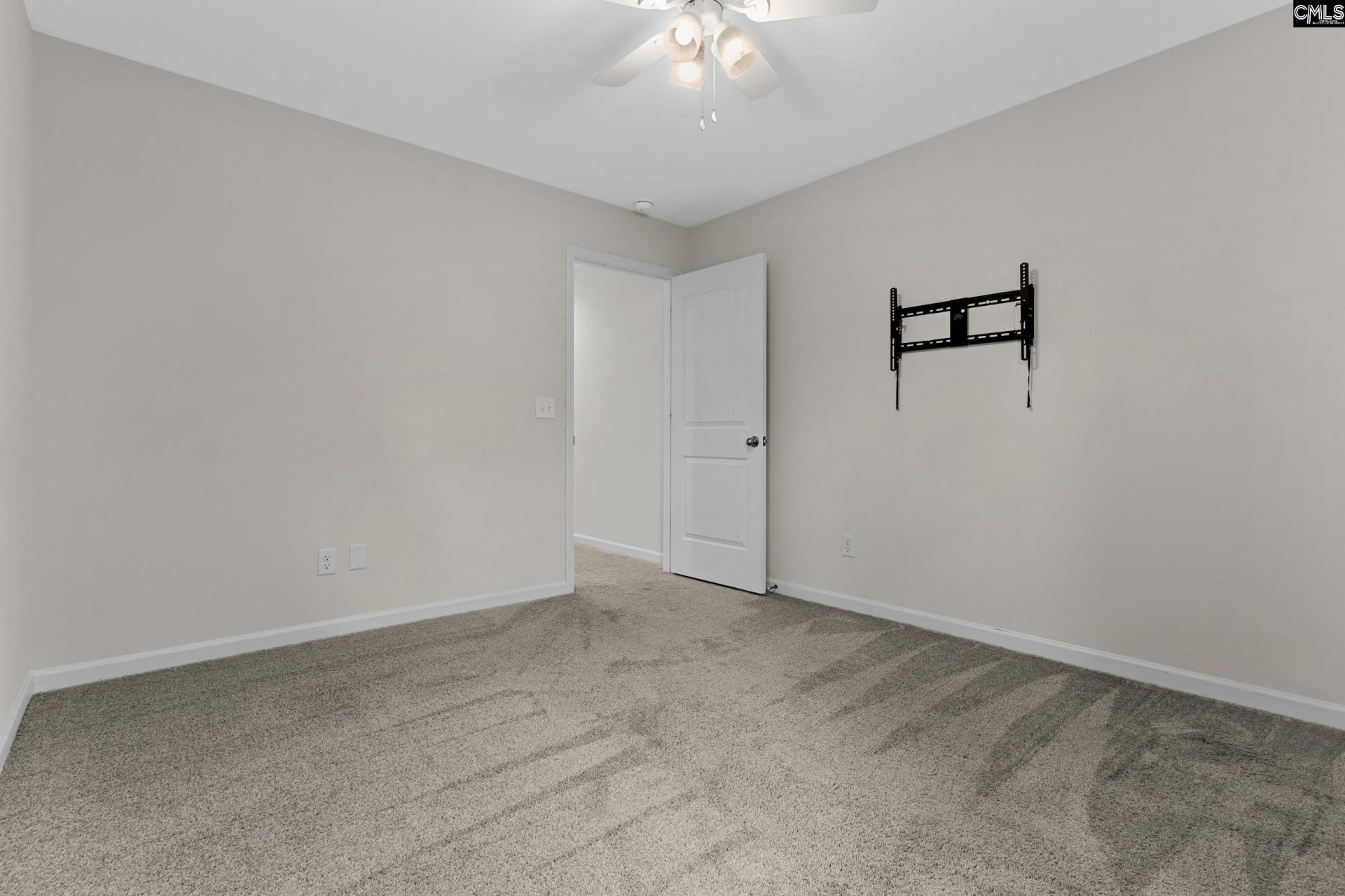 172 Wisley Garden Drive Photo 9