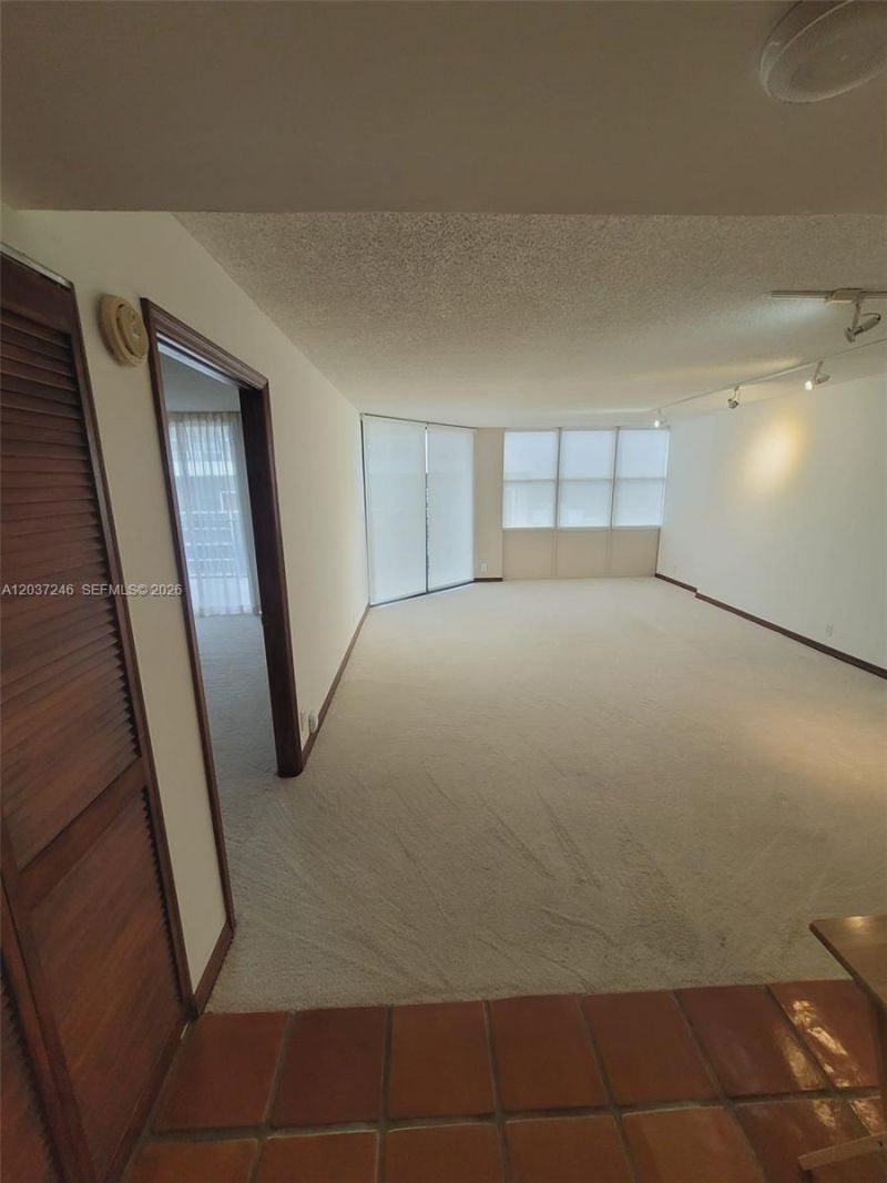 1901 Brickell Ave, Unit B1807, Miami, FL 33129 Photo