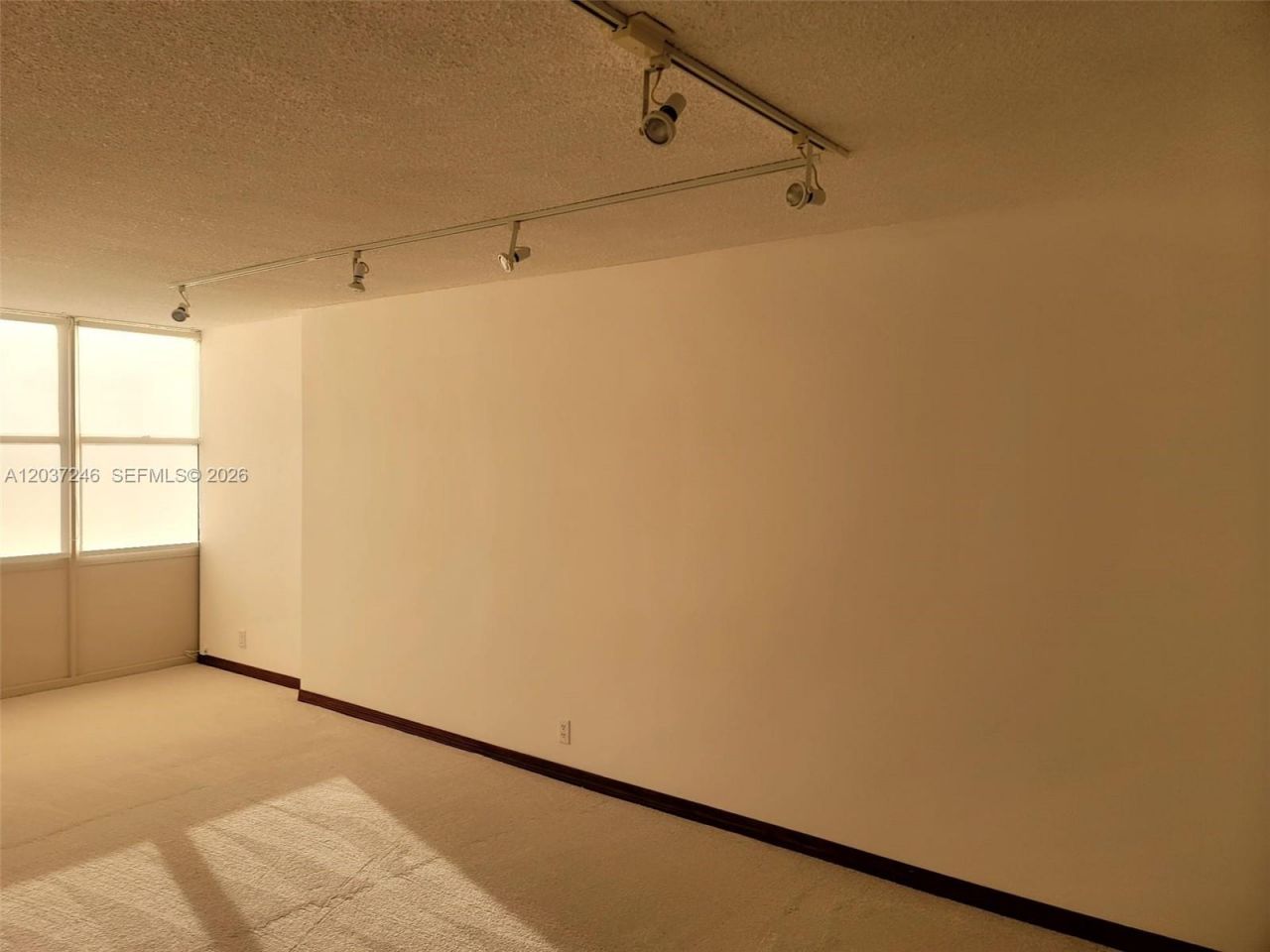 1901 Brickell Ave, Unit B1807, Miami, FL 33129 Photo