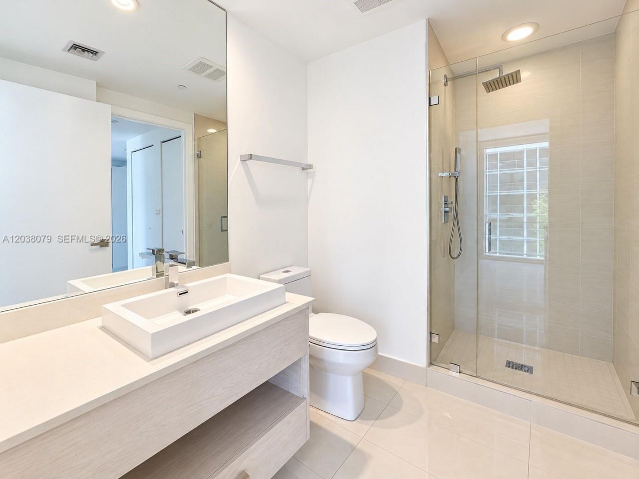 55 SW 9th St, Unit 1607, Miami, FL 33130 Photo
