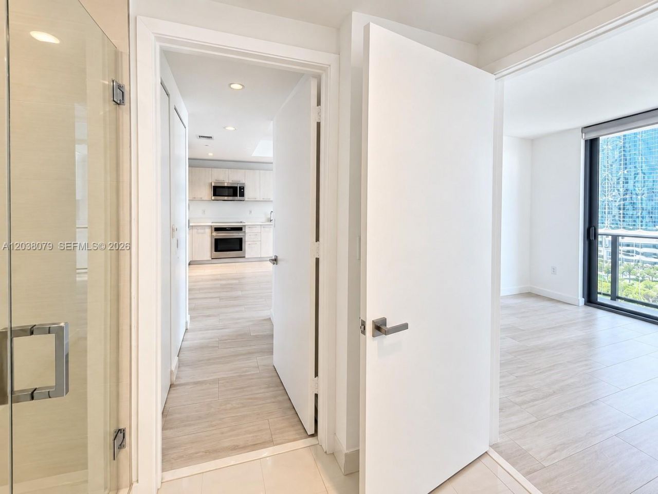 55 SW 9th St, Unit 1607, Miami, FL 33130 Photo