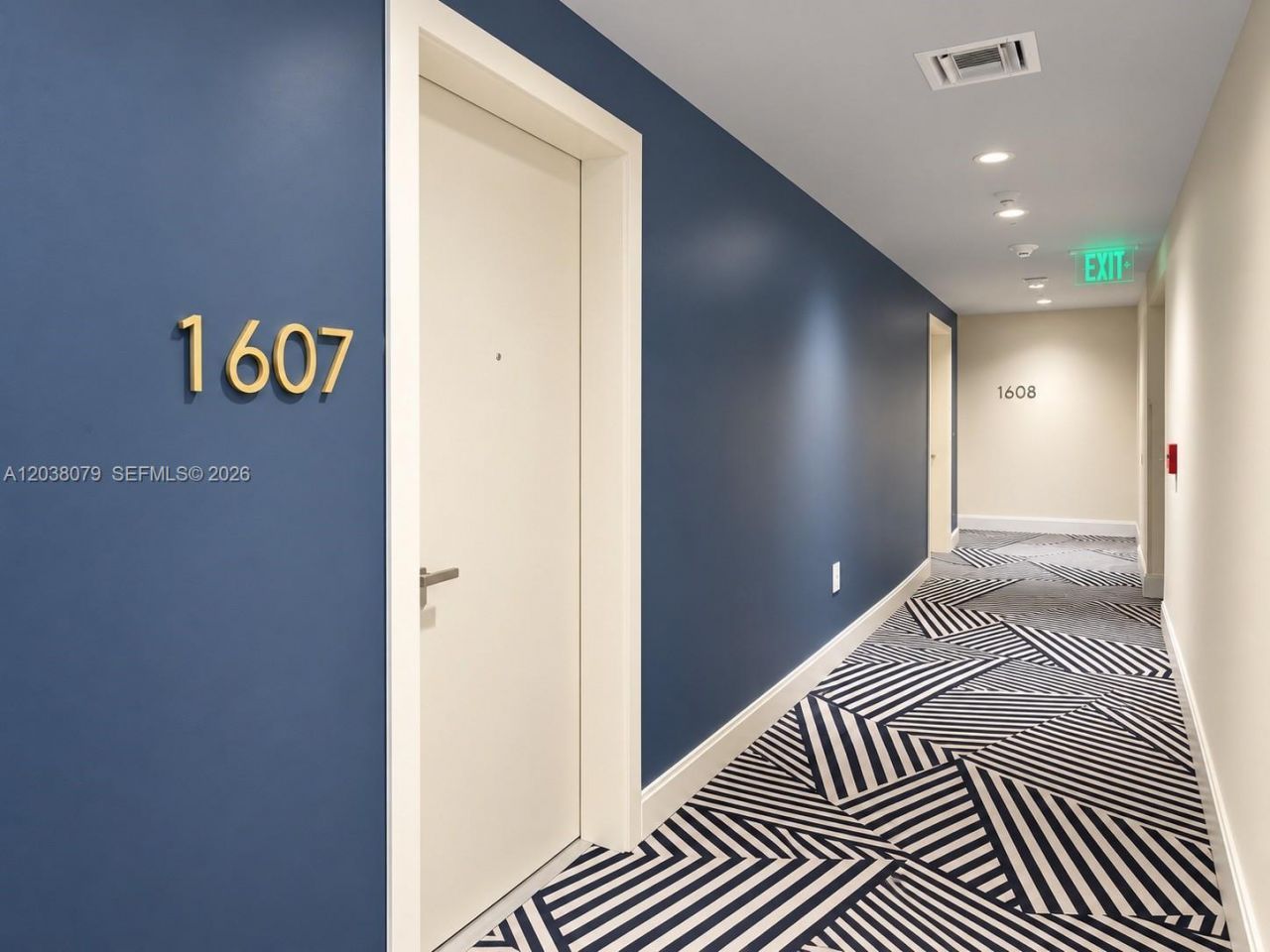 55 SW 9th St, Unit 1607, Miami, FL 33130 Photo