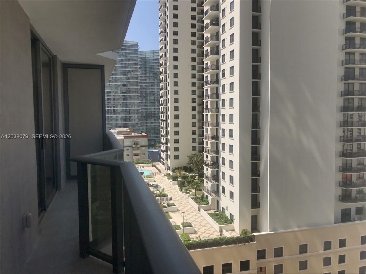 55 SW 9th St , Unit 1607, Miami, FL 33130 Photo