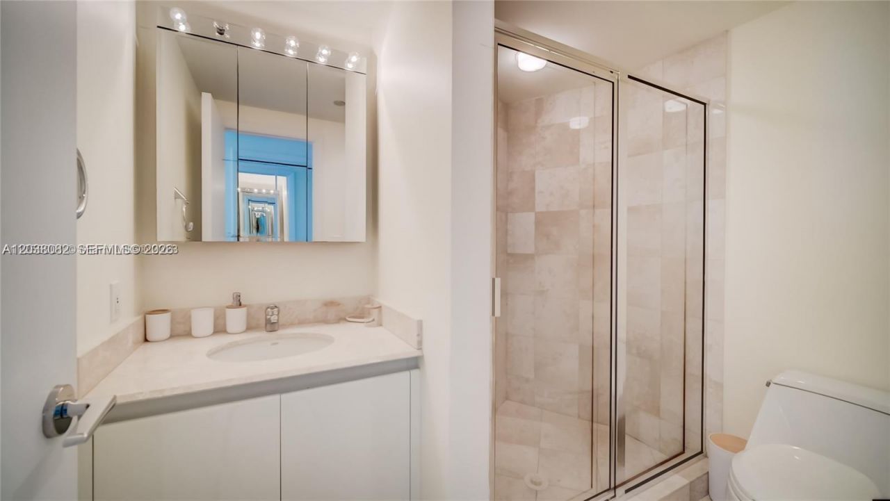 1455 Ocean Dr , Unit 902, Miami Beach, FL 33139 Photo