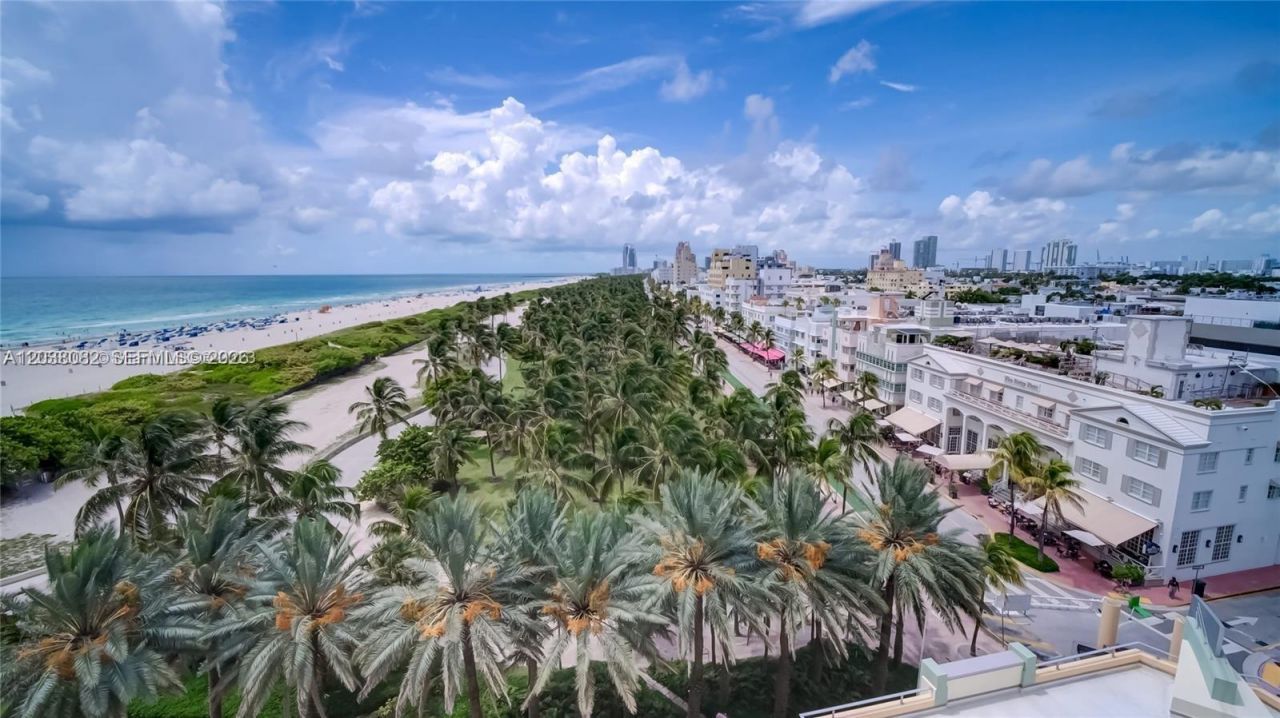 1455 Ocean Dr , Unit 902, Miami Beach, FL 33139 Photo