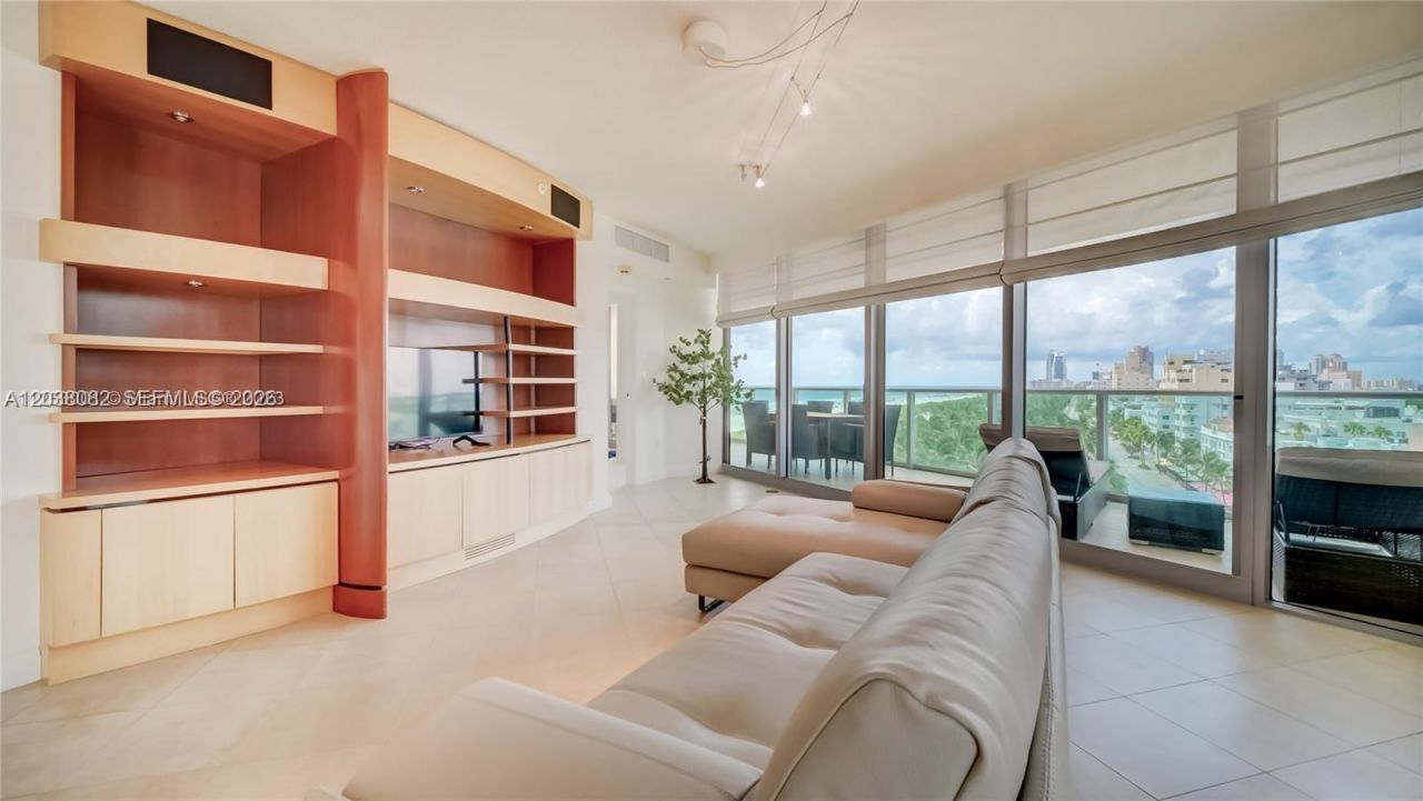 1455 Ocean Dr , Unit 902, Miami Beach, FL 33139 Photo