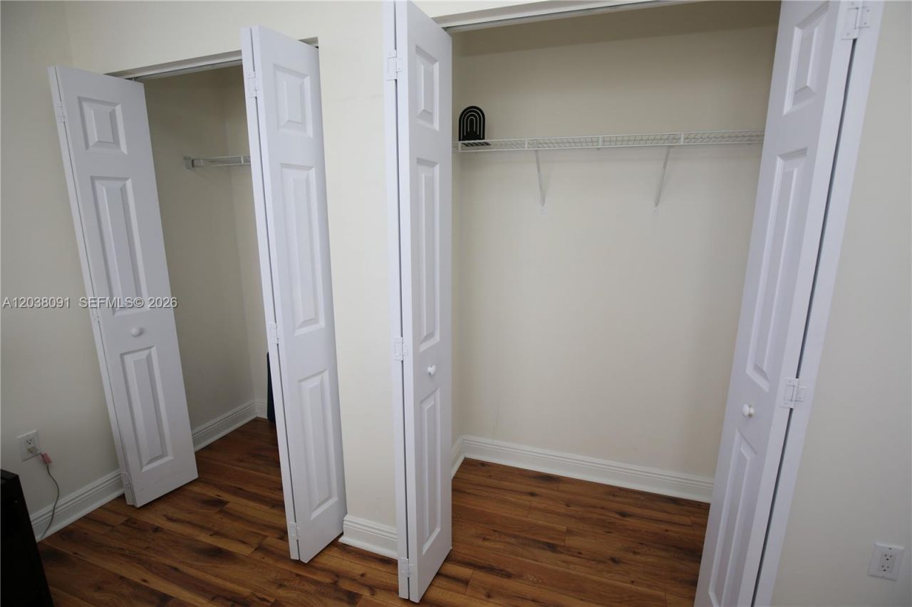 3232 SW 22nd Ter, Unit 1510, Miami, FL 33145 Photo