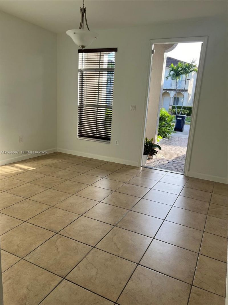 2555 SW 147th Path , Unit 2555, Miami, FL 33185 Photo