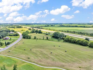 102 Savannah Heights Boulevard, Lynd, MN 56157