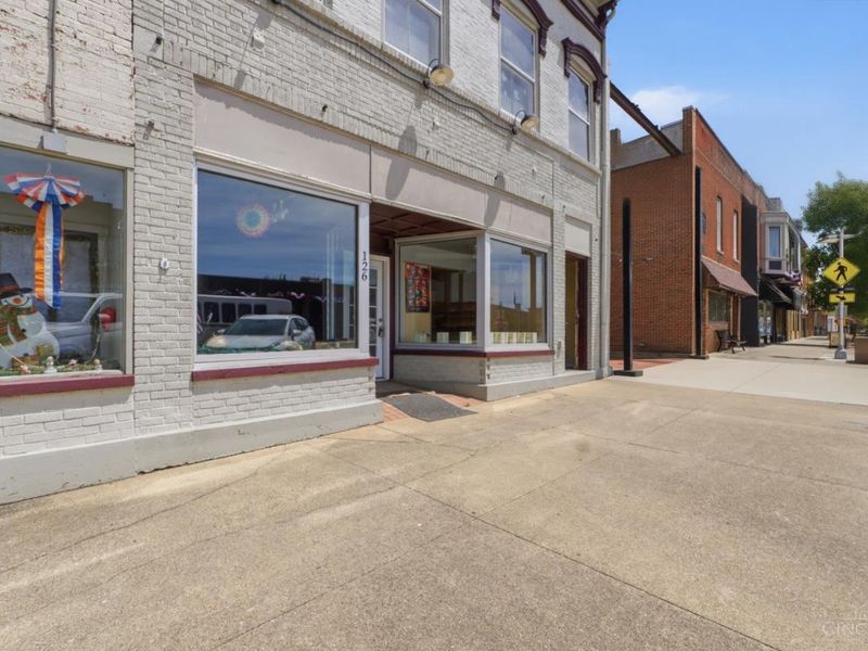 126 N High Street, Hillsboro, OH 45133 Photo 11