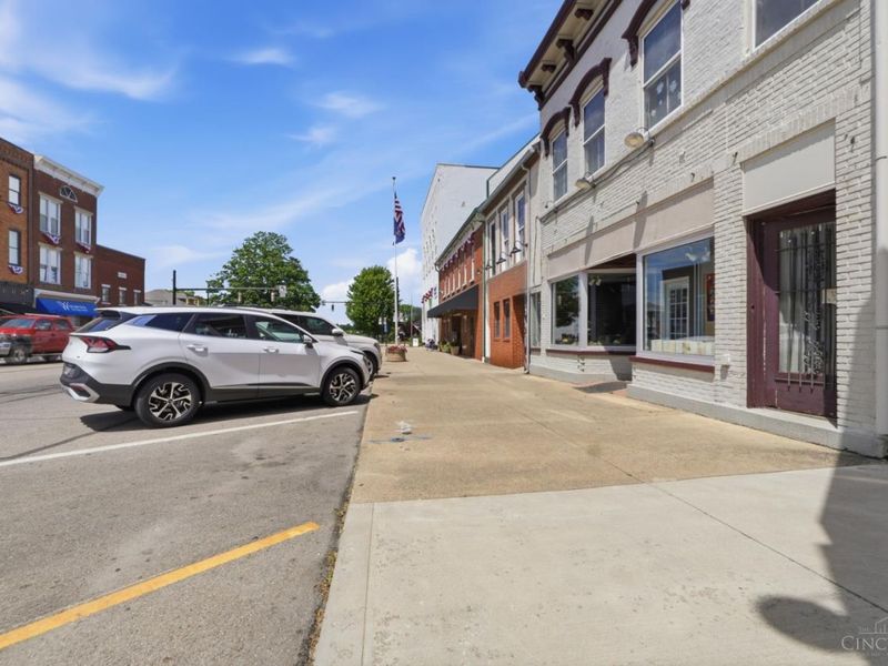 126 N High Street, Hillsboro, OH 45133 Photo 4