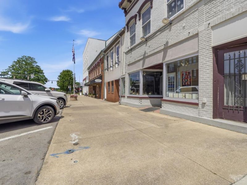 126 N High Street, Hillsboro, OH 45133 Photo 8