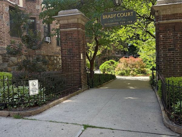 758 Brady Avenue , Unit 112, Bronx, NY 10465