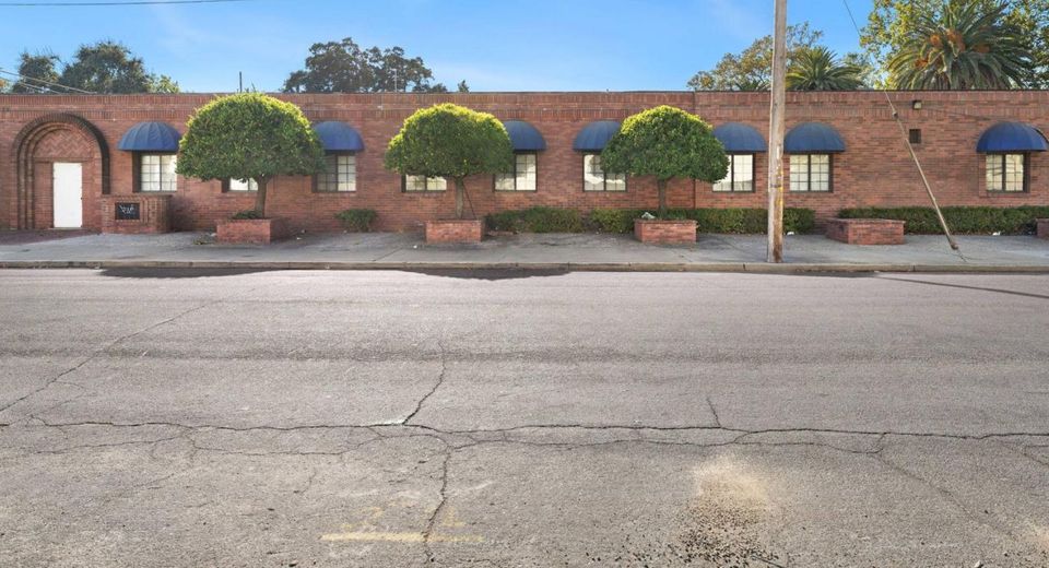 646 El Camino Ave, Sacramento, CA 95815 Photo