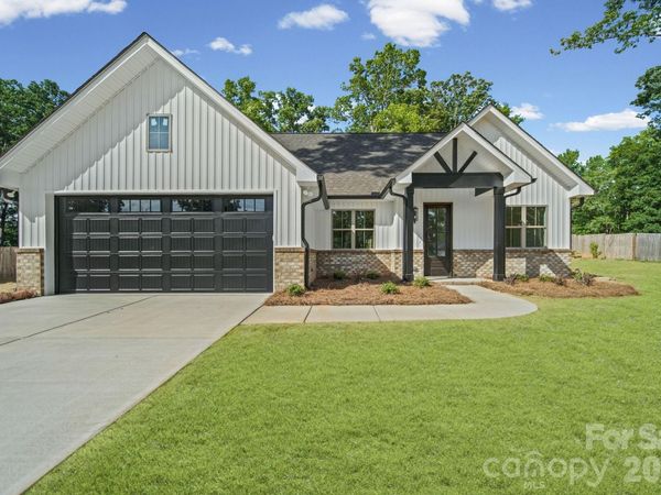 851 Sorrel Lane, Oakboro, NC 28129