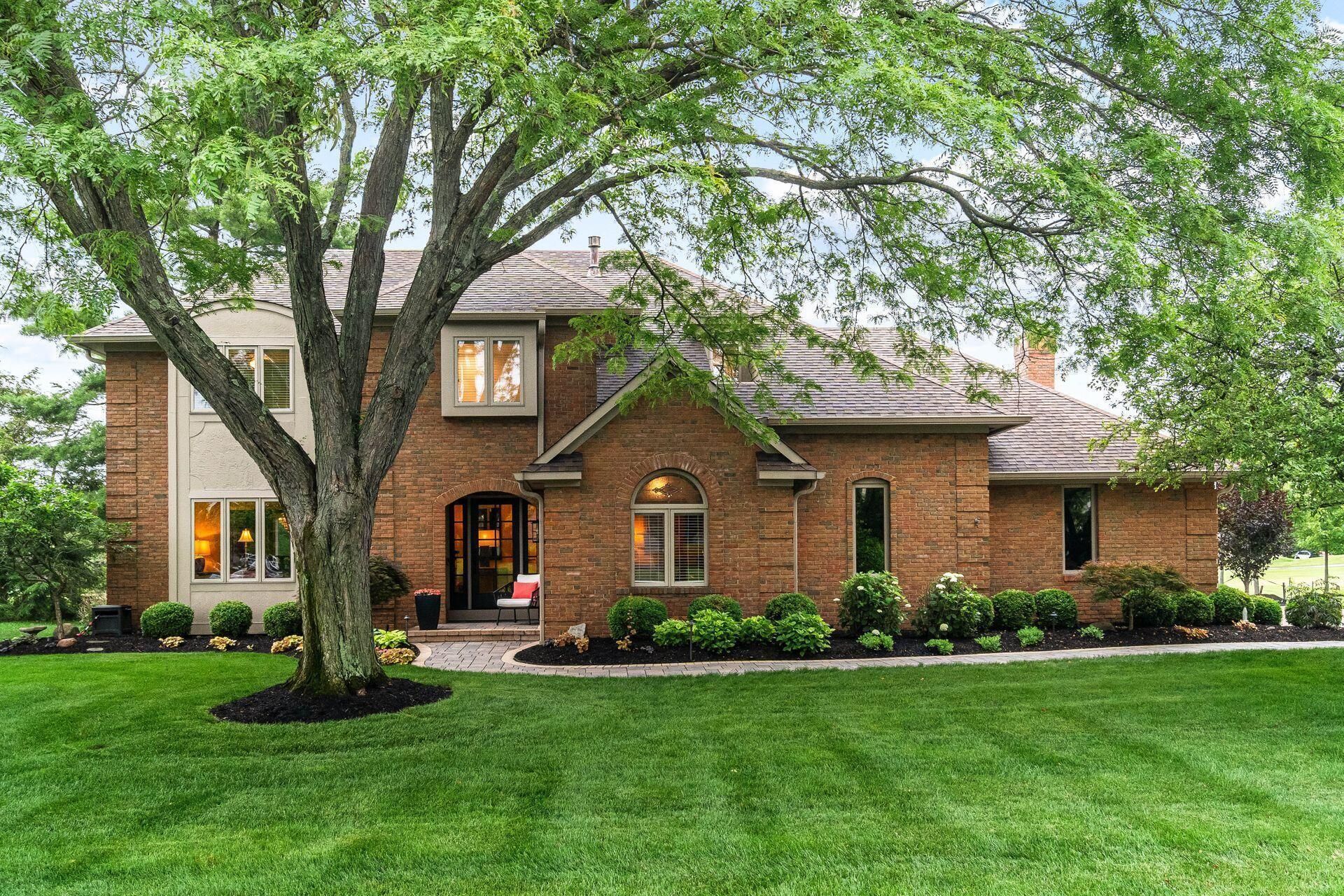 8602 Davington Drive, Dublin, OH 43017 Main Photo