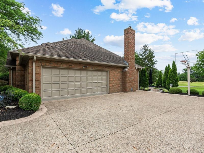 8602 Davington Drive, Dublin, OH 43017 Photo 32