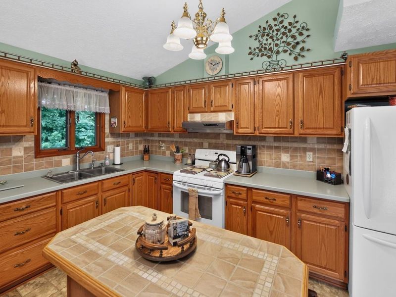23526 Caves Road, Gambier, OH 43022 Photo 11