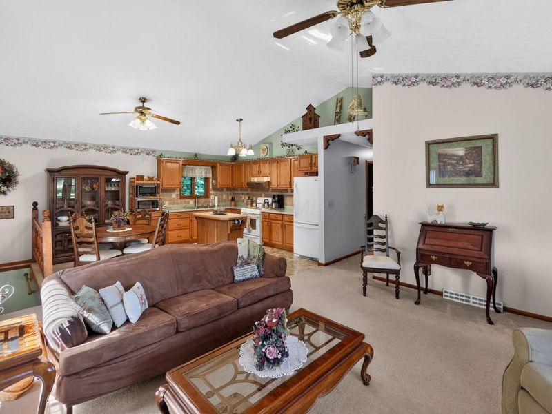23526 Caves Road, Gambier, OH 43022 Photo 5
