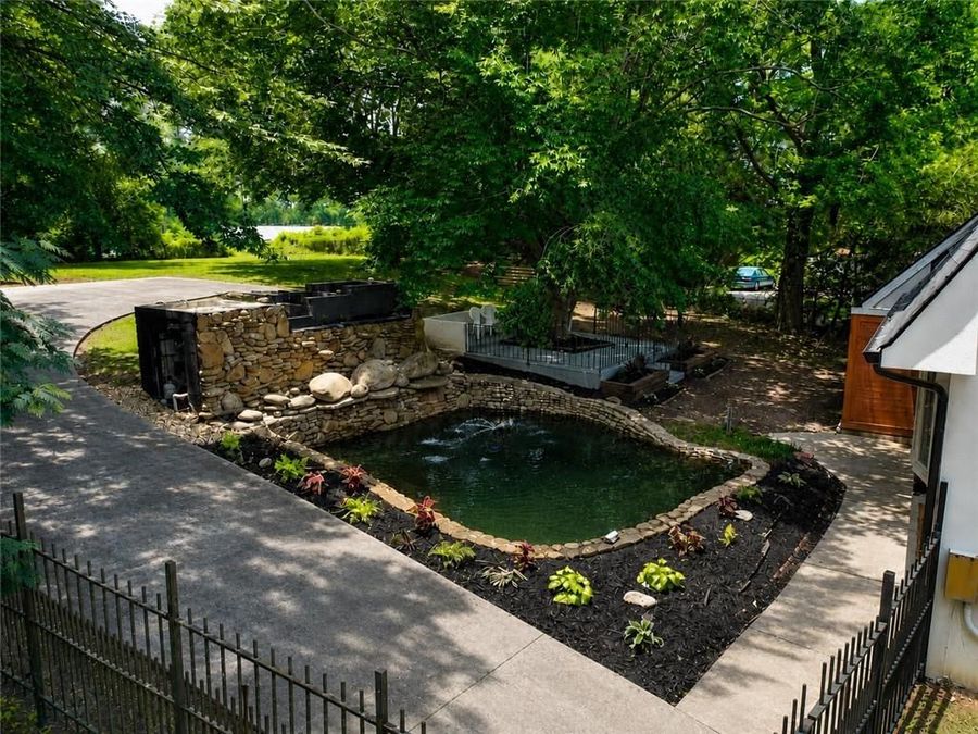 Property Image 36