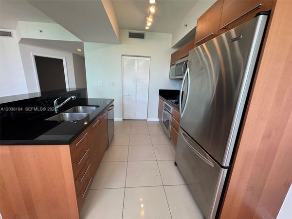 244 BISCAYNE BL , Unit 702, Miami, FL 33132