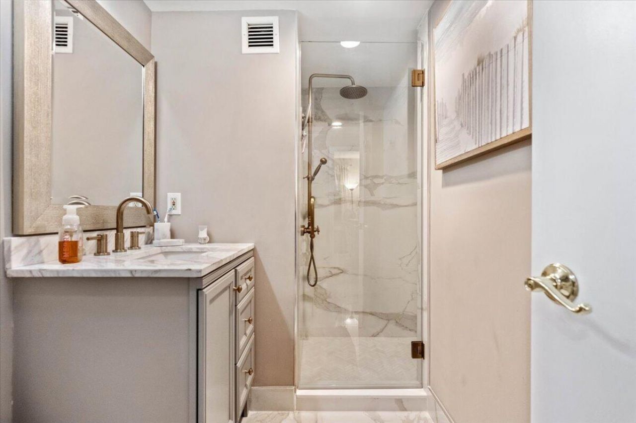 3475 S Ocean Boulevard, Unit 1030, Palm Beach, FL 33480 Photo