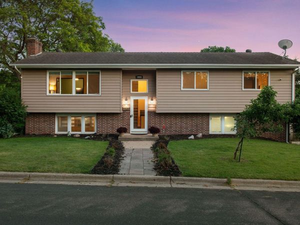 5900 Saint Johns Avenue, Edina, MN 55424