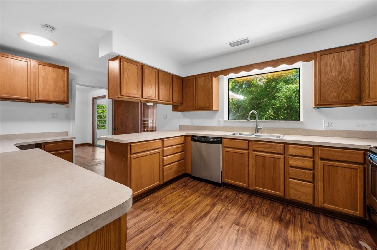 3716 SW 6th Place, Gainesville, FL 32607 Photo